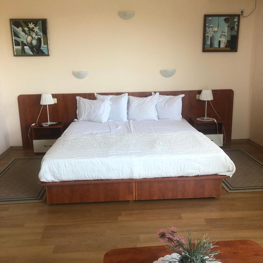 Guest House Golden Flake 4Km From Bolata Beach Bŭlgarevo 외부 사진