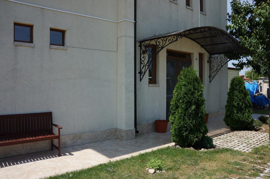 Guest House Golden Flake 4Km From Bolata Beach Bŭlgarevo 외부 사진