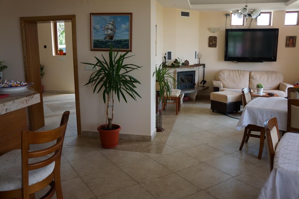 Guest House Golden Flake 4Km From Bolata Beach Bŭlgarevo 외부 사진