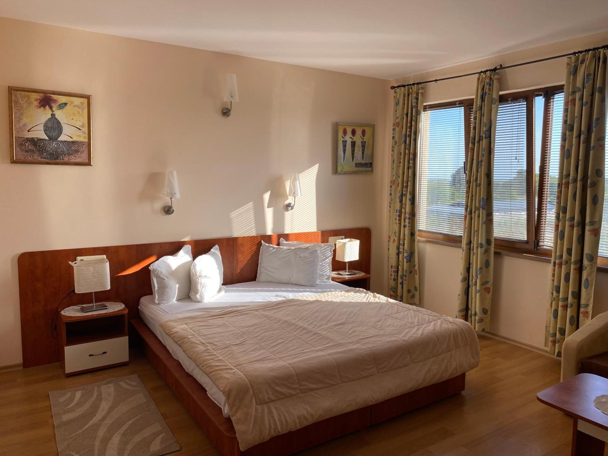 Guest House Golden Flake 4Km From Bolata Beach Bŭlgarevo 외부 사진