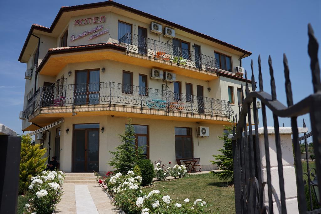 Guest House Golden Flake 4Km From Bolata Beach Bŭlgarevo 외부 사진
